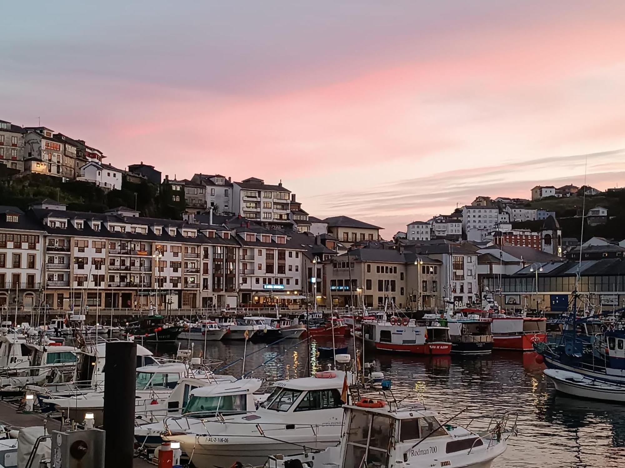 Apartmán A Bruxo Fonte 8 Pzs 2 Banos Full Reg Vut38509 Luarca Exteriér fotografie